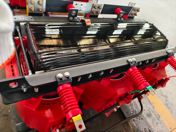 新一代SCB18华亭华亭华亭干式变压器 10kV 高效干式电力变压器 新一代SCB18华亭华亭华亭干式变压器 10kV 高效干式电力变压器